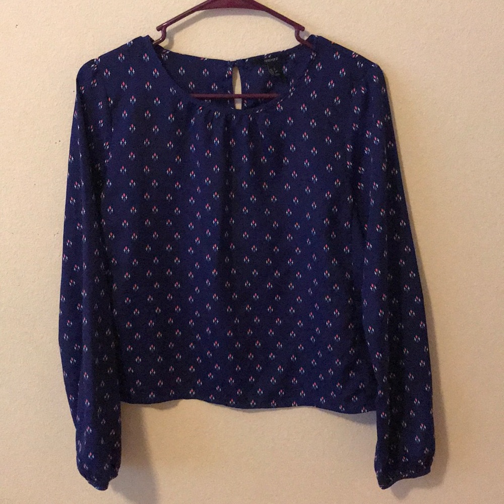 Blouse with small details